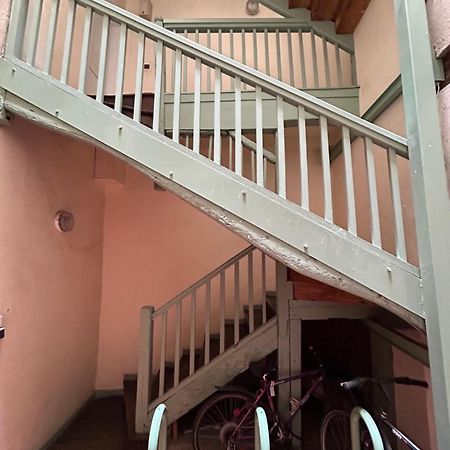 Au Charme Des Carmes - T1 Sur Cour - Metro A & B Apartment Toulouse Exterior foto