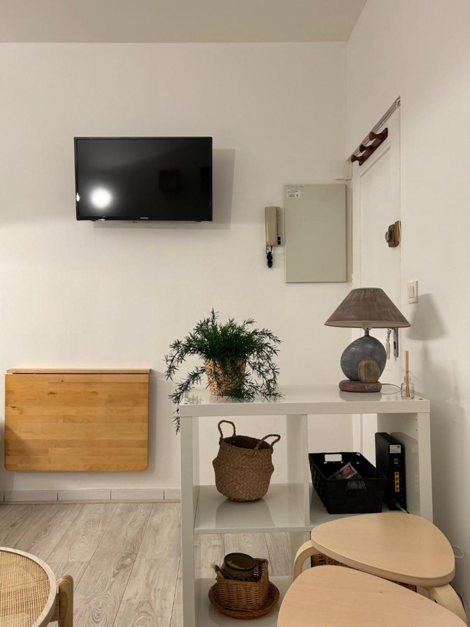 Au Charme Des Carmes - T1 Sur Cour - Metro A & B Apartment Toulouse Exterior foto