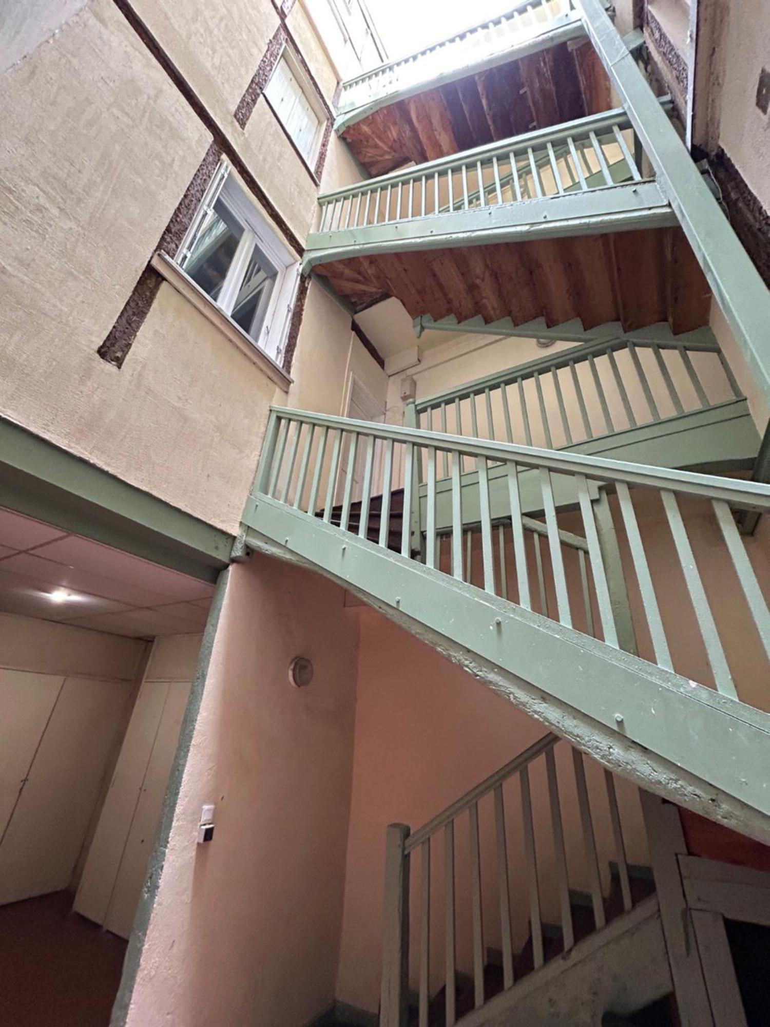 Au Charme Des Carmes - T1 Sur Cour - Metro A & B Apartment Toulouse Exterior foto